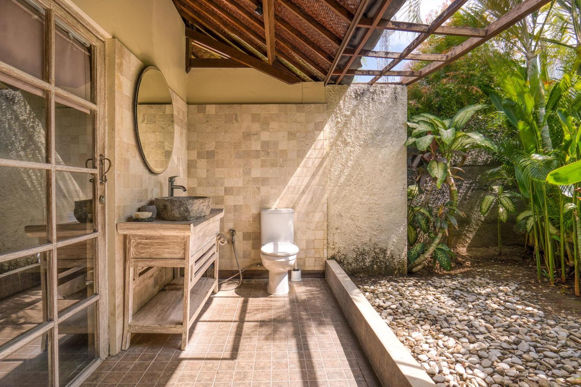 Breezy Point Villas Nusa Dua  Bagian luar foto